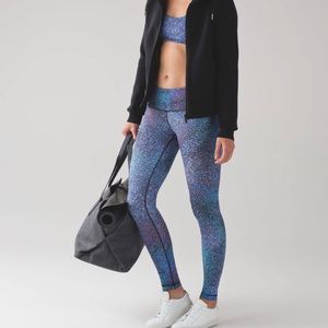 EUC Lululemon Wunder Under Mermaid Print size 6